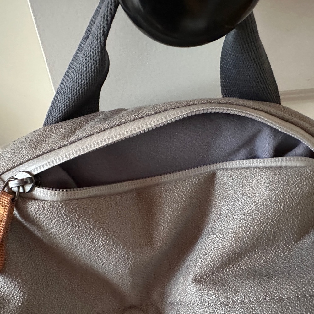 Bellroy “Classic” Backpack in excellent condition - Picture 4 of 7